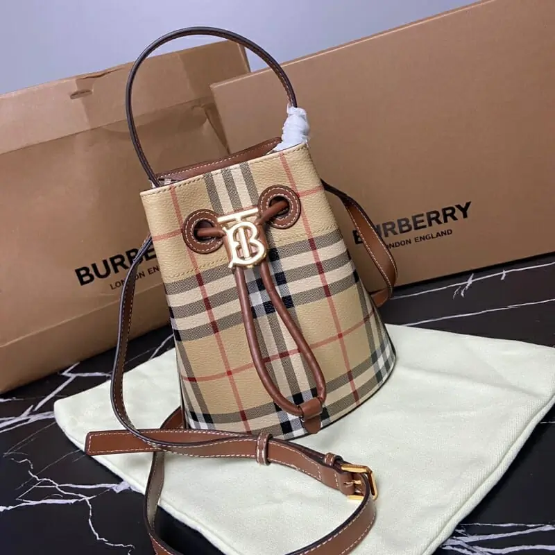 burberry aaa qualite sac a main  pour femme s_113aa47